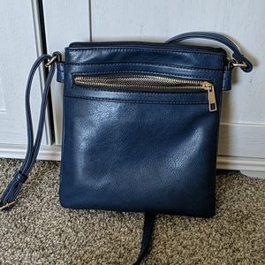 *** Last Chance *** Navy blue crossbody